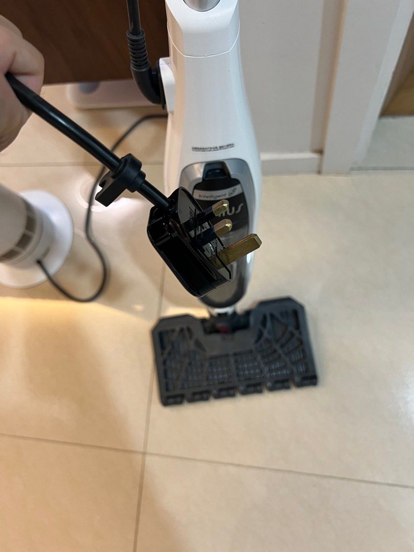 Shark Genius Steam Mop, TV & Home Appliances, Vacuum Cleaner