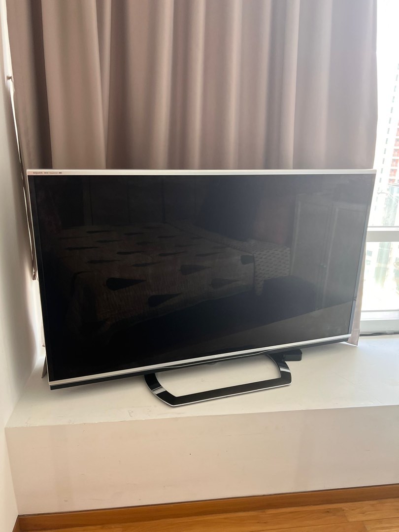 Sharp 65 inch, TV & Home Appliances, TV & Entertainment, TV on Carousell