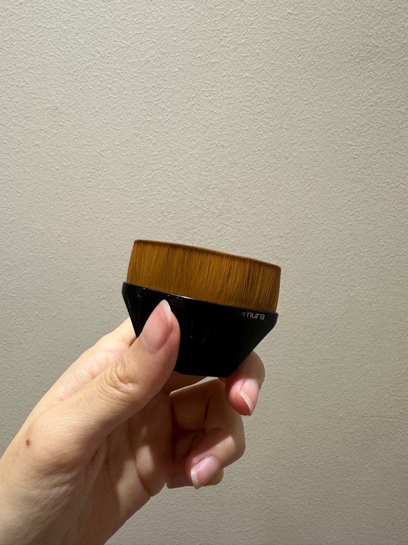 Shu Uemura Petal 55 Brush, Beauty & Personal Care, Face, Makeup on