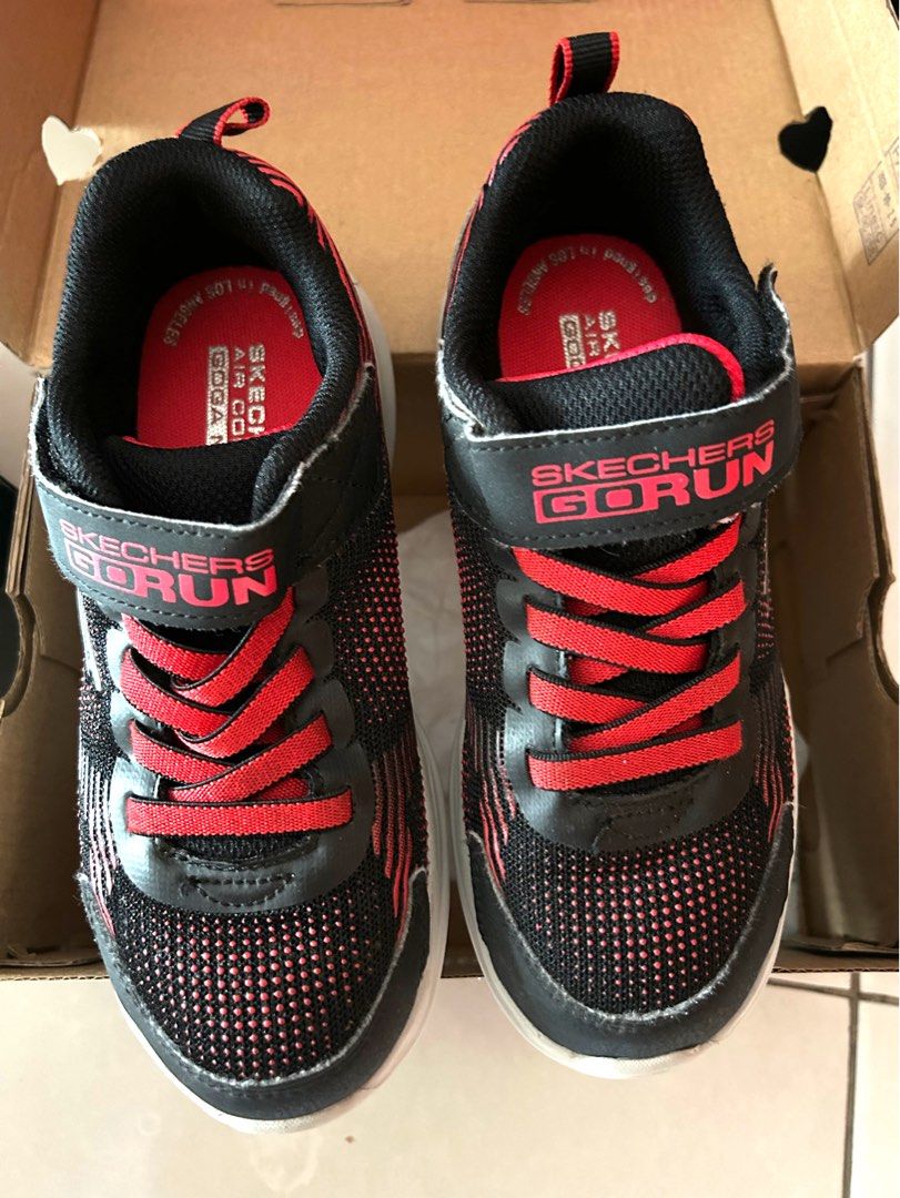 Skechers boy 2025 shoes size