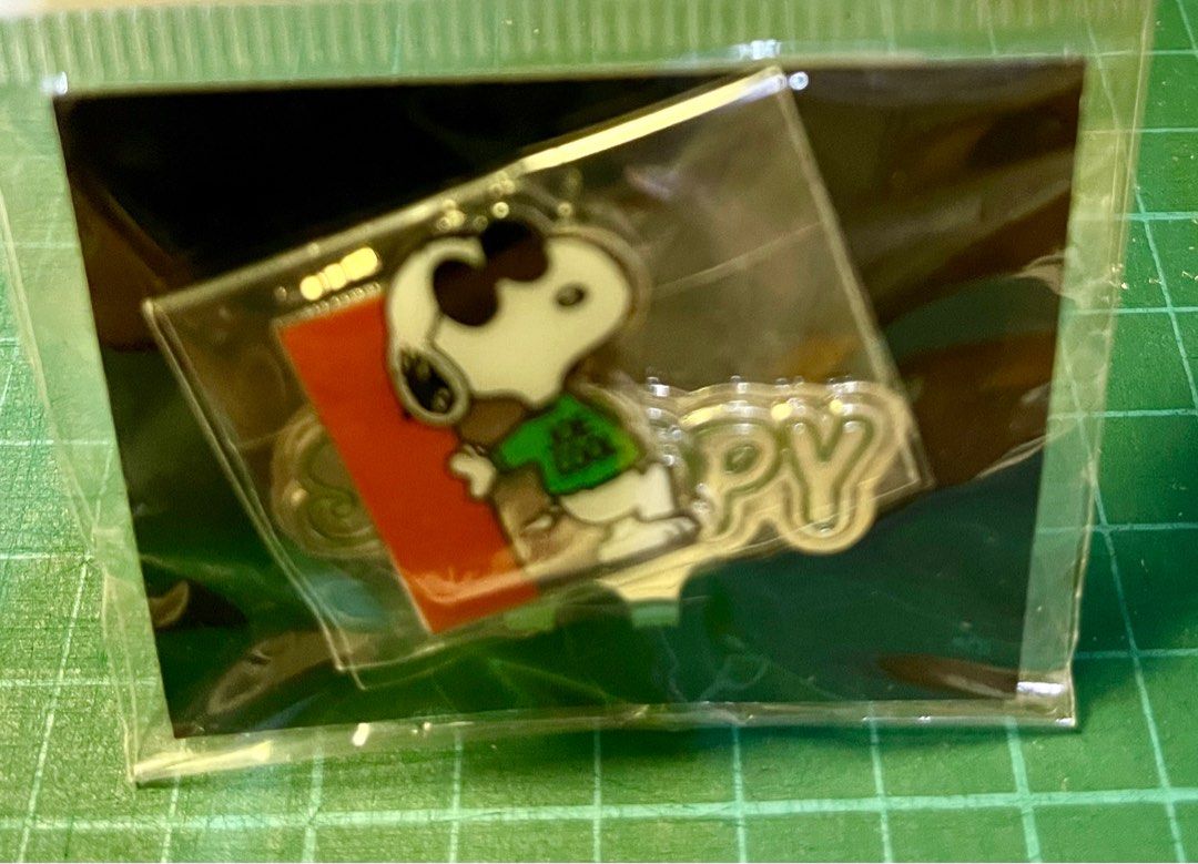 Snoopy golf ball marker, Sports Equipment, Sports & Games, Golf on