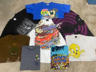 (Category: ) located in . Submitted by TrueVintage_Store (Listing ID 1261490552, Image 1). Description: .