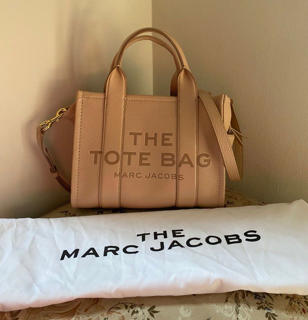 Authentic The Leather Mini Tote Bag Marc Jacobs, Luxury, Bags & Wallets on  Carousell