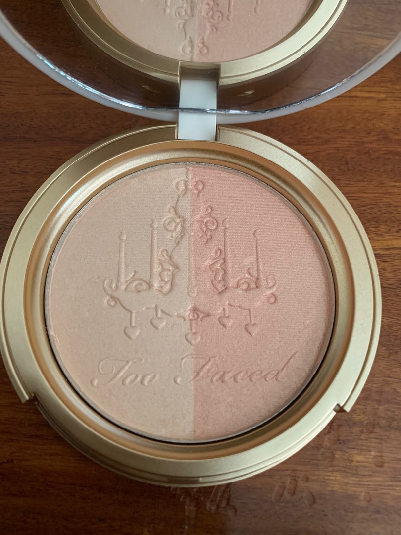 TooFaced Candlelight Glow Powder DUO Beauty Personal Care Face