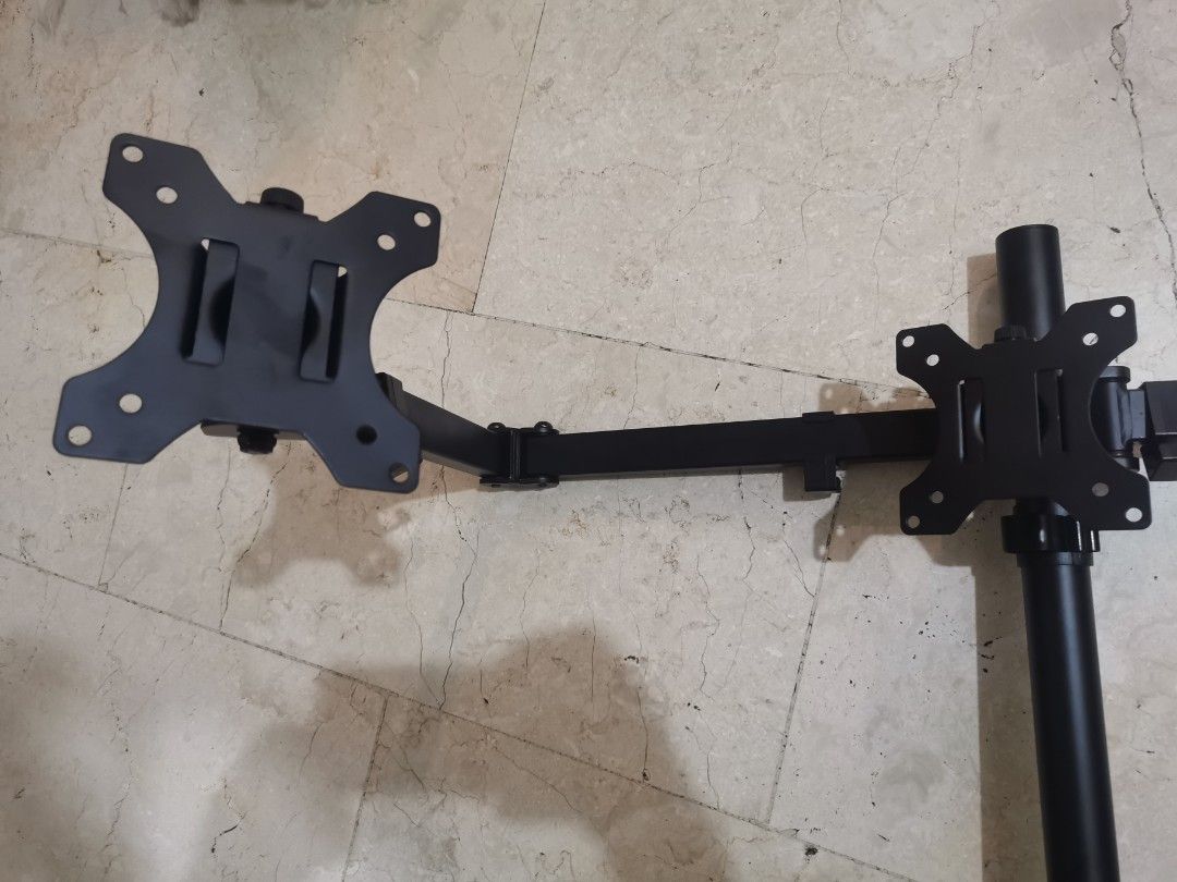 Triple Monitor Bracket mount - True Vision, Computers & Tech, Parts ...