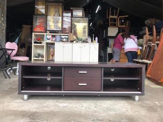 Tv rack up to 65" 57L x 17 1/2W x 17H inches In good condition