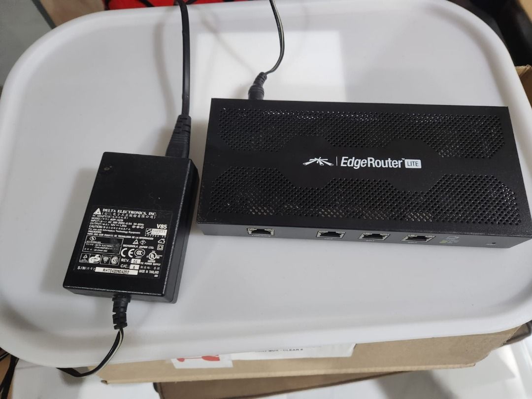 Ubiquiti Networks Networks Edgerouter Lite 3Port Router, Computers