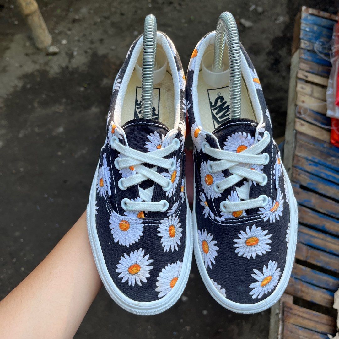 Vans era clearance big daisies