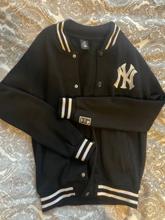 New York Yankees™ Kanji Leather Varsity Jacket - fall winter 2022