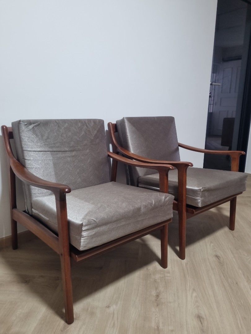Classic armchairs cheap for sale