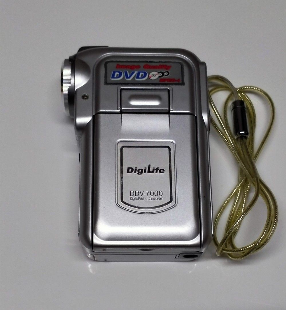 Vintage Digilife Camcorder, Photography, Video Cameras on Carousell