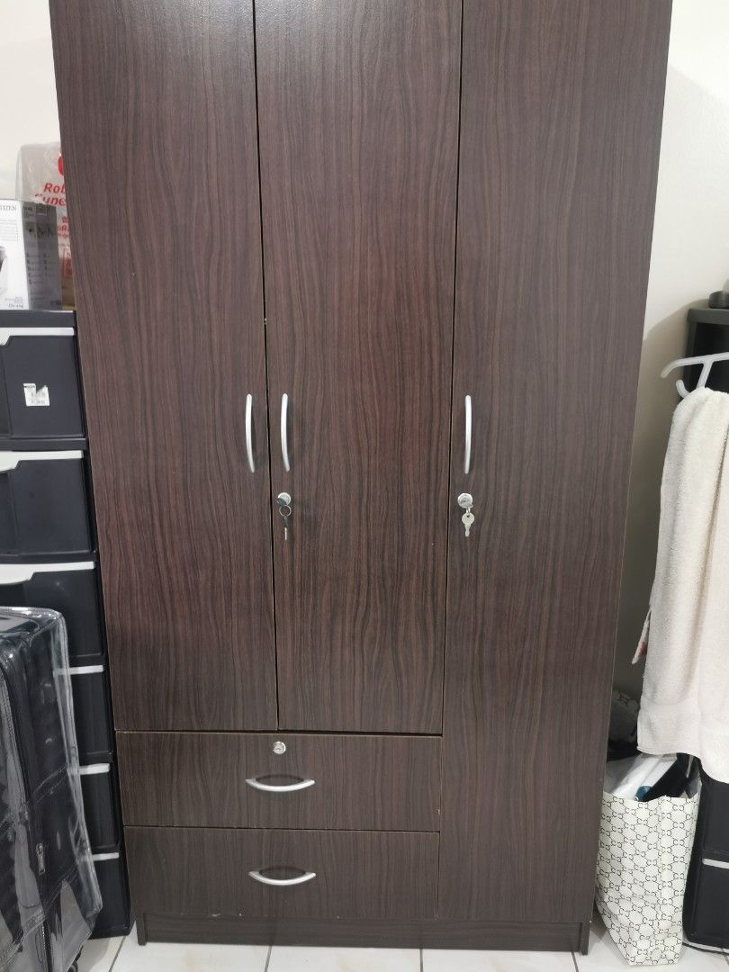 RUSH Wardrobe/ Closet for sale, Furniture & Home Living, Furniture