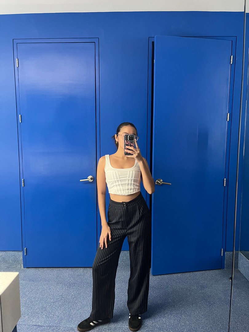 Sleeveless White Corset Top, Women's Fashion, Tops, Sleeveless on Carousell