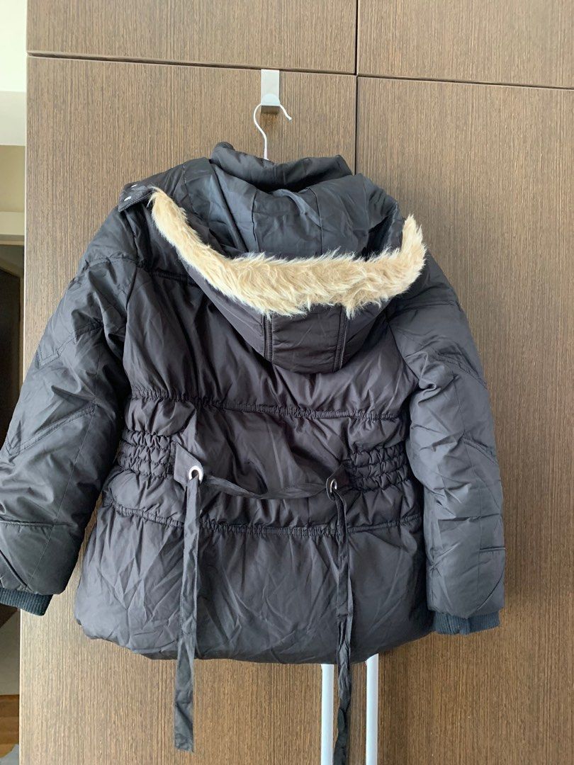 Winter Jacket (Category: Coats, Jackets and Outerwear) located in Singapore. Submitted by addme (Listing ID 1261371113, Image 2). Description: Winter jacket size 12 Comes with detachable hood Good condition, used on one trip UP $128 Very puffy Sleeve est 55cm Chest PTP 48cm (all round 96cm) Length 60cm.