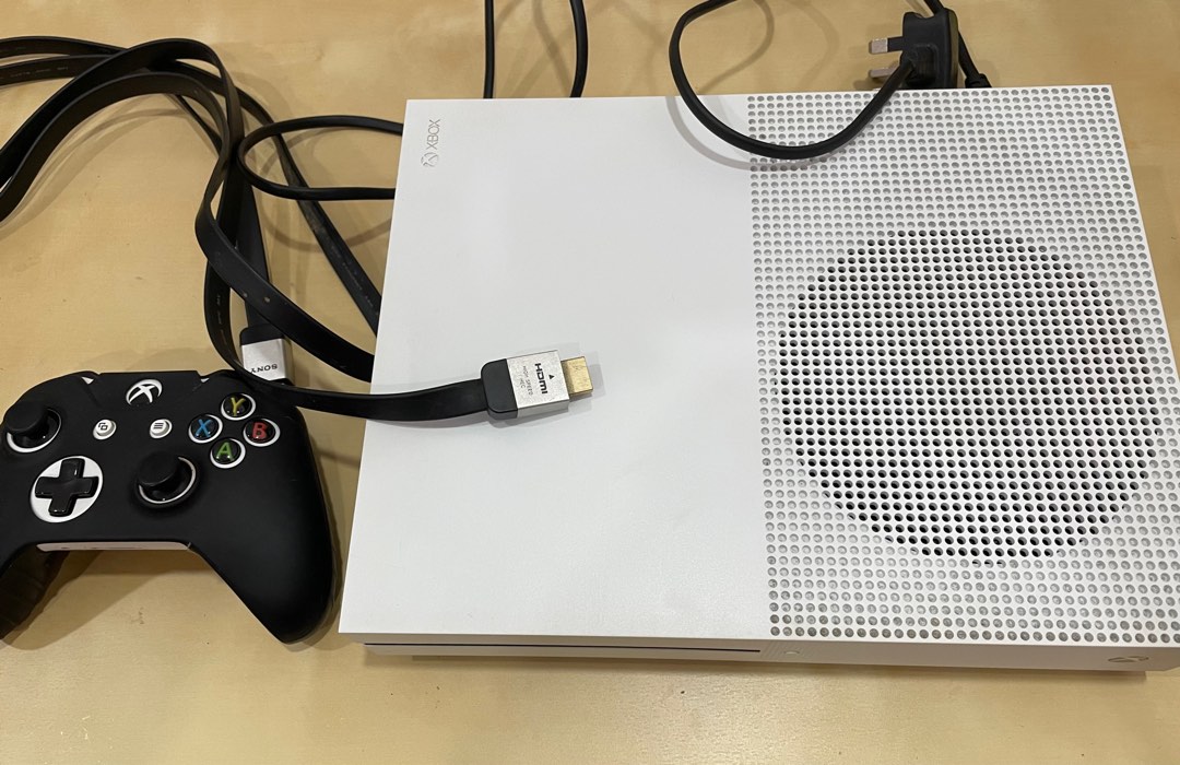 Xbox one s sales 1tb anthem bundle