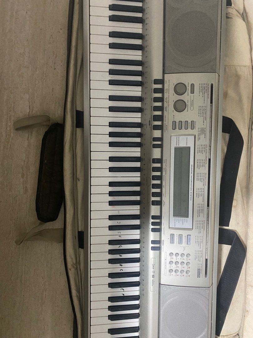 Yamaha piano keyboard from USA