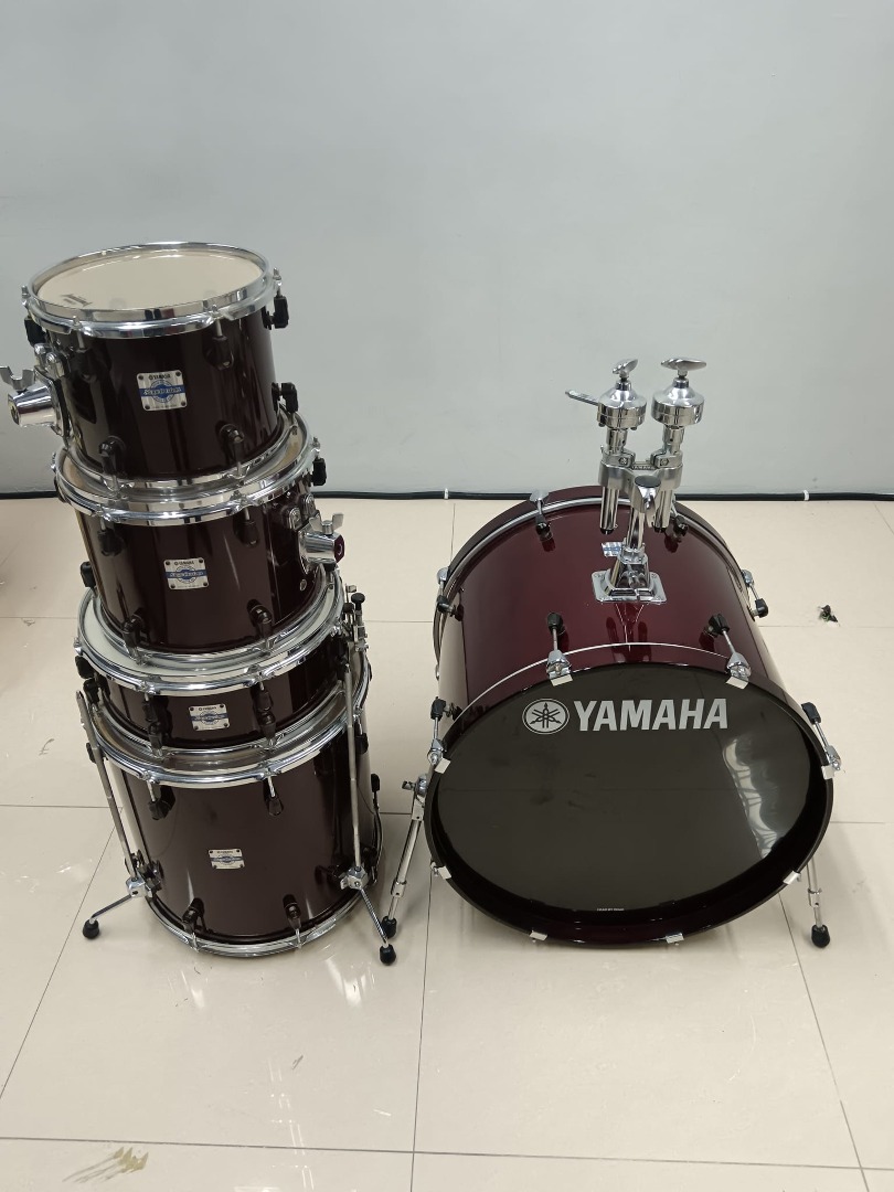 Yamaha stage custom nouveau 5 piece shell pack. Made in Indonesia