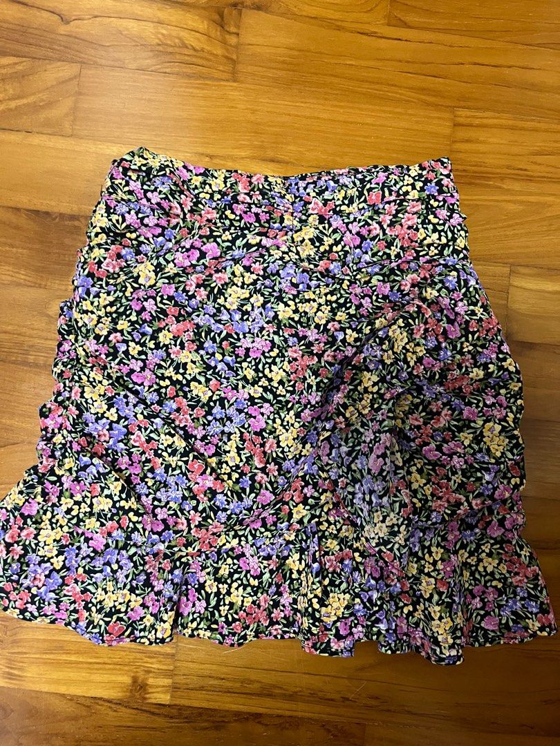 Floral mini skirt zara shop