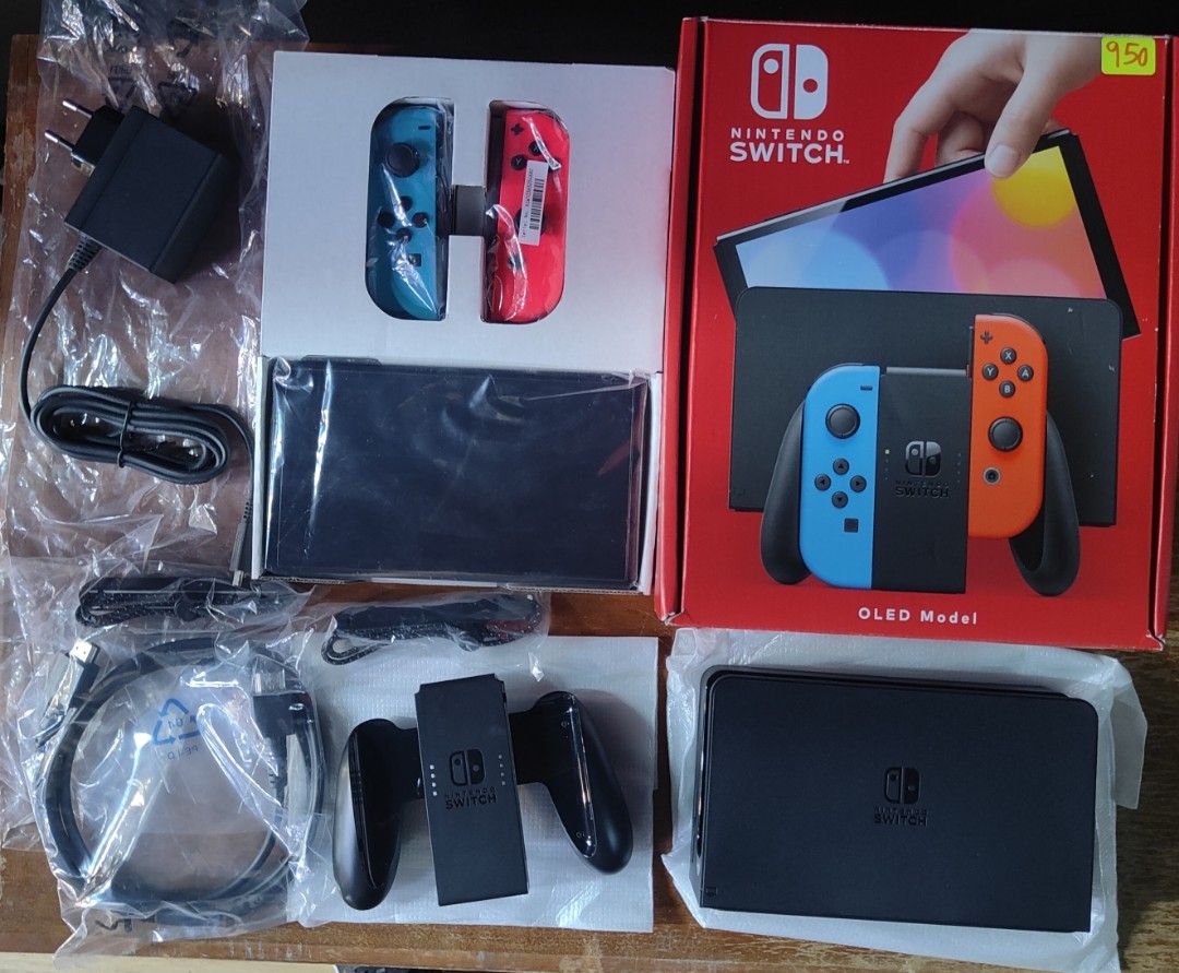 2nd hand Switch OLED, Video Gaming, Video Game Consoles, Nintendo on
