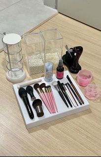 (Category: ) located in . Submitted by sisterstreasures (Listing ID 1261586674, Image 1). Description: .