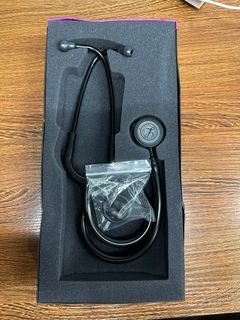 3M Littmann Stethoscope  Classic III Black Tube, Black-Finish Chestpiece, Full Black, 5803