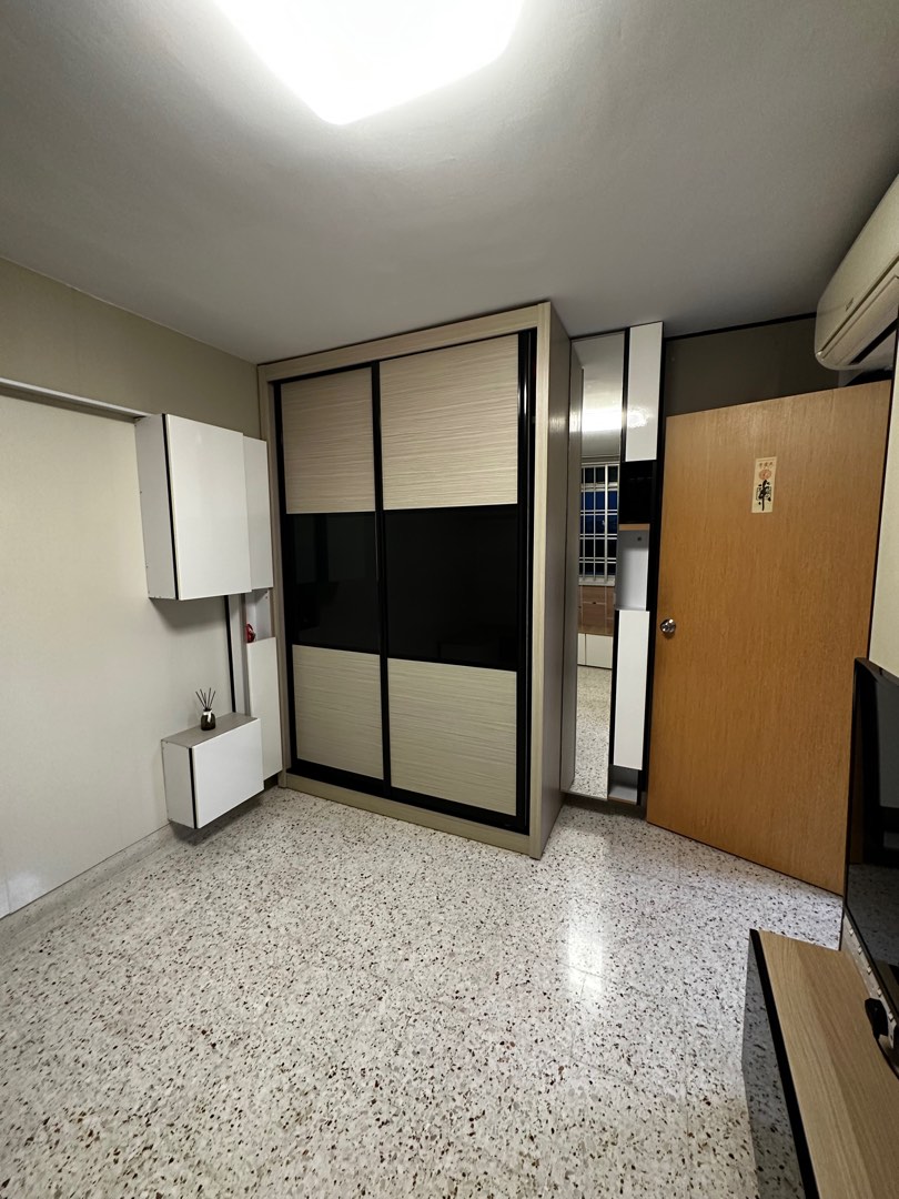 (Category: ) located in . Submitted by HEIDONG (Listing ID 1261682950, Image 1). Description: .