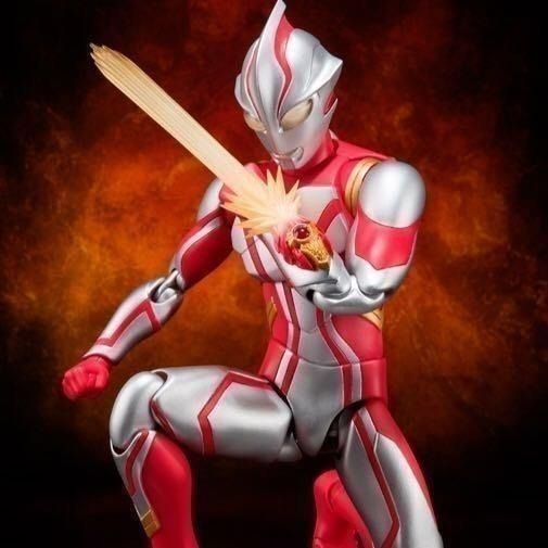 全新 未開封 SHF Ultra Act Ultraman 平成 咸旦 超人 咸超 梅比斯 Mebius + 魂限 火陷 燃燒 勇者 梅比斯 ...