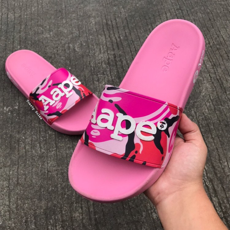 Pink sales camo slides