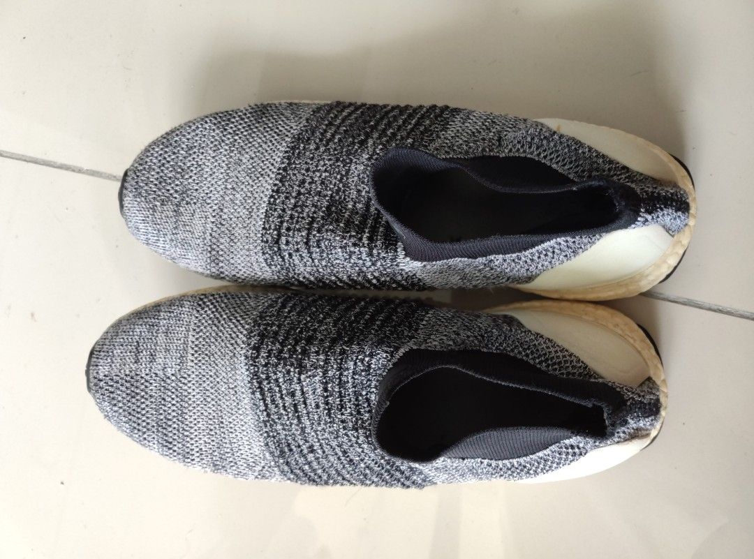 adidas gazelle silver green womens Adidas Ultraboost Laceless Running Shoes