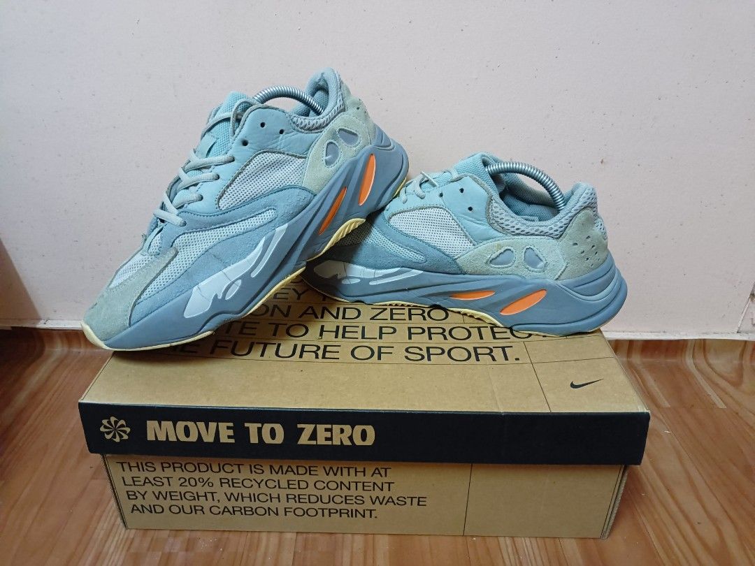Adidas yeezy boost 700