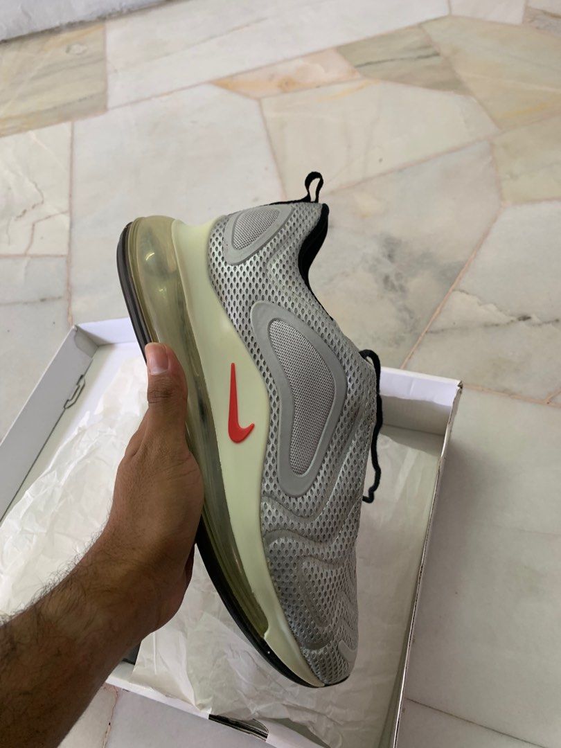 Nike air max sales 720 silver bullet