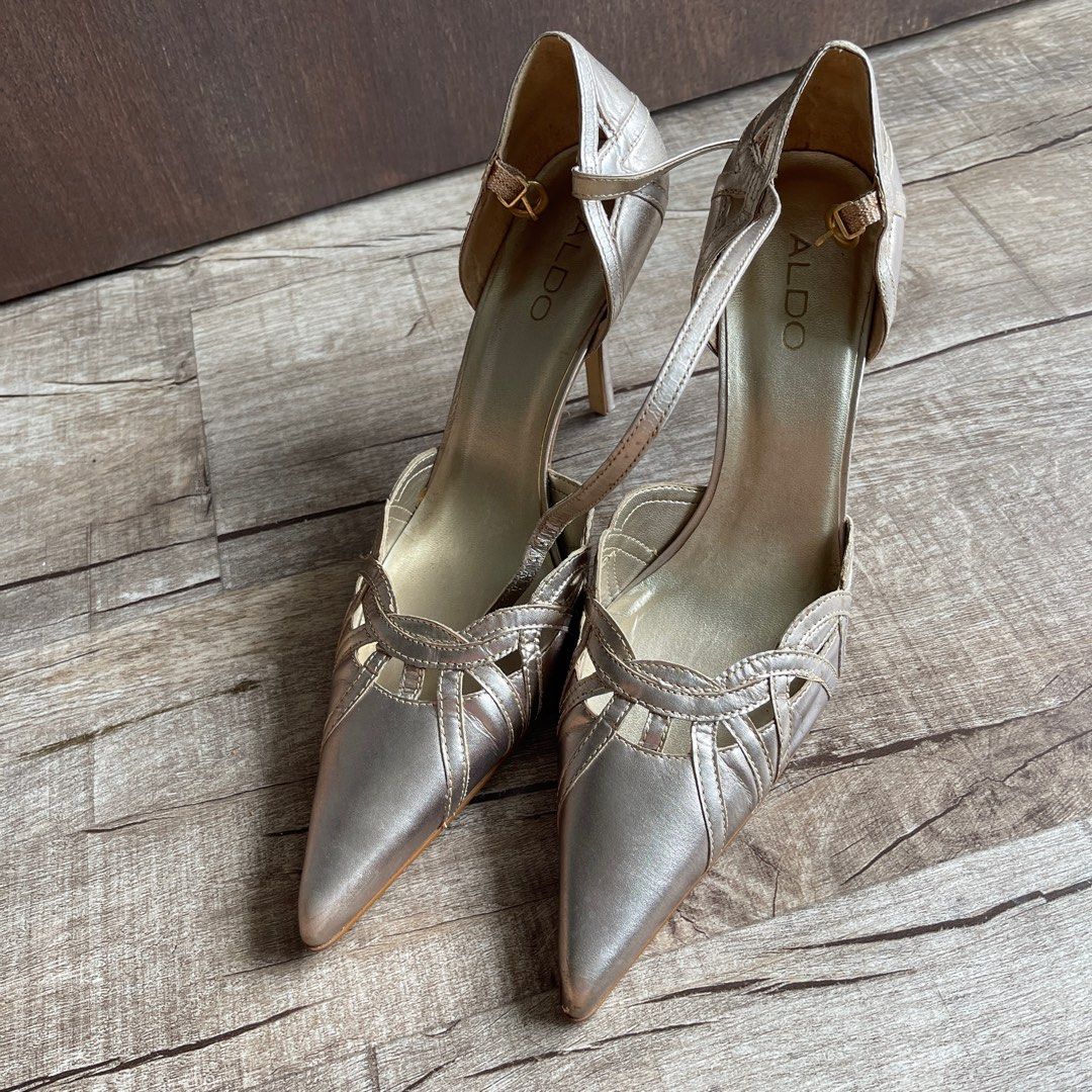 Gold strappy on sale heels aldo