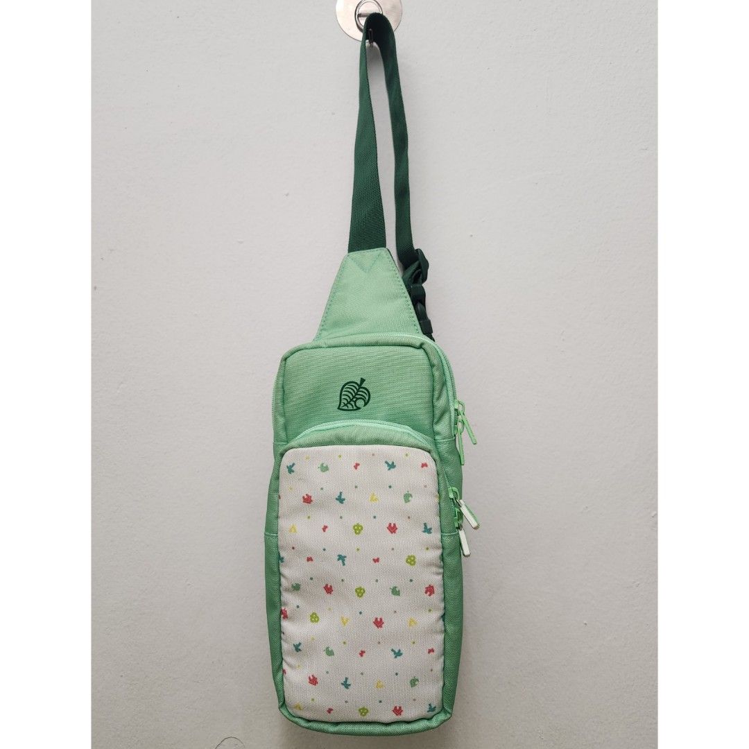 Animal crossing shoulder bag hori deals