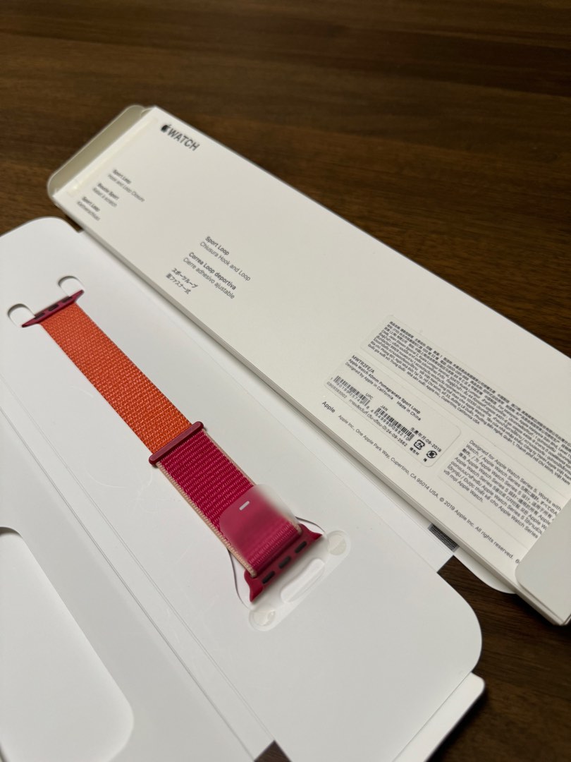 Apple pomegranate sport clearance loop