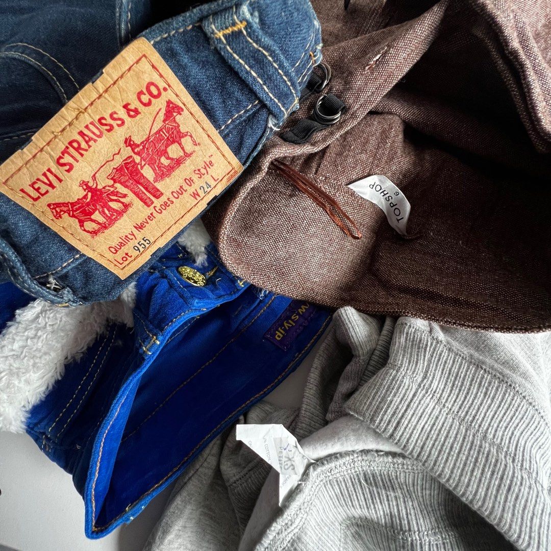 ASSORT SKIRTS LEVIS TOPSHOP OLDNAVY FROM Women s Fashion Bottoms Skirts on Carousell