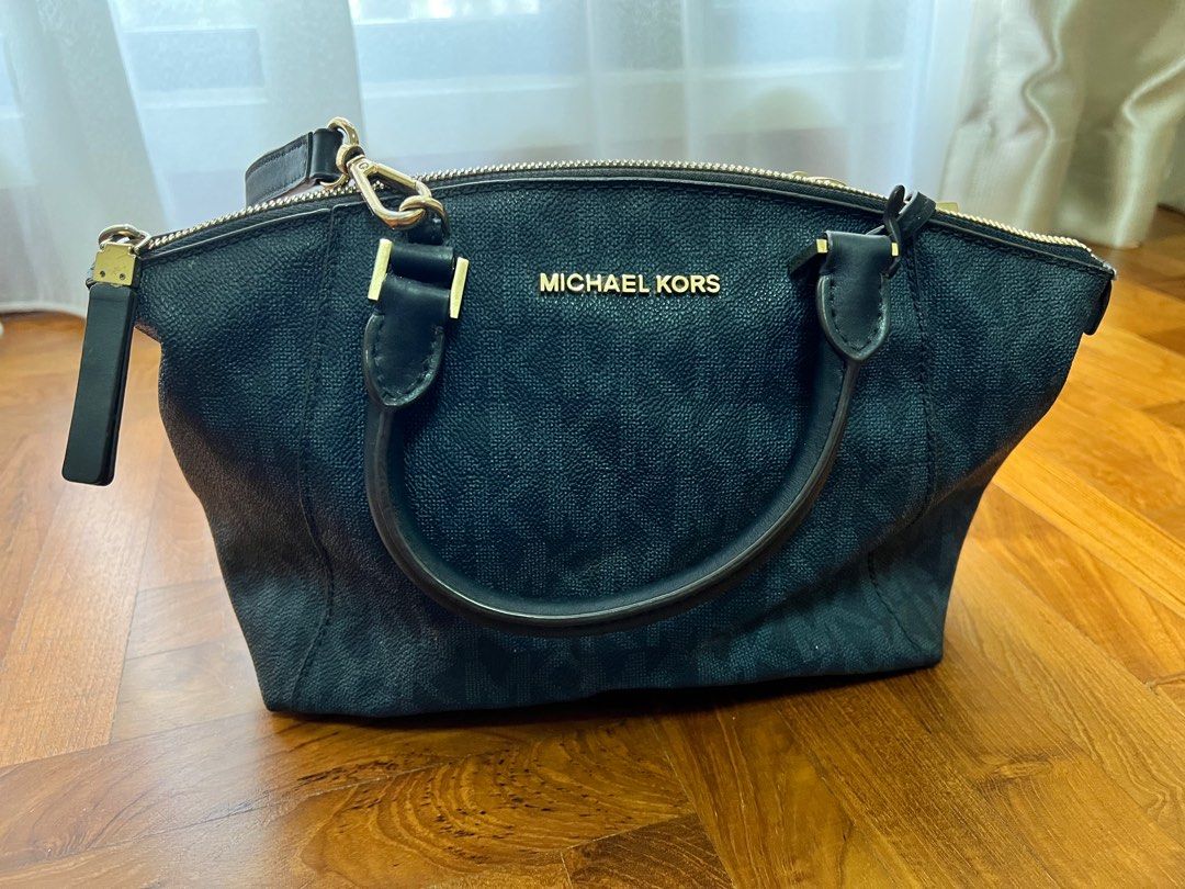 Michael kors deals monogram bag navy