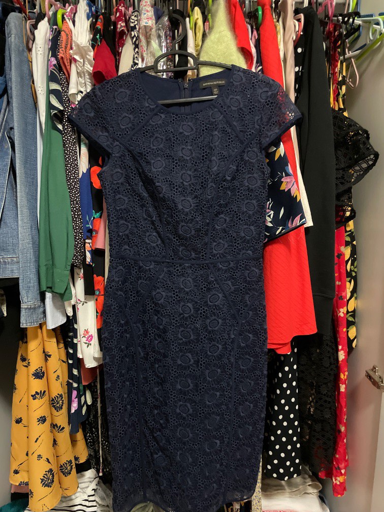 Banana republic navy lace dress clearance