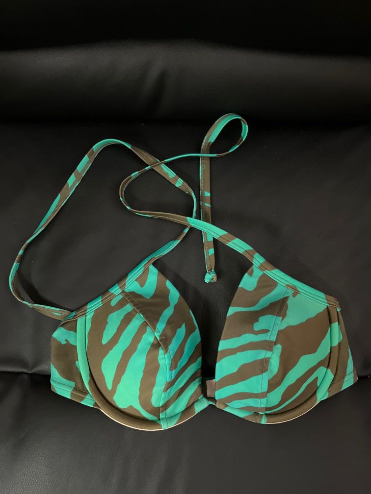 Bikini Top Victoria secret, Women's Fashion, Swimwear, Bikinis