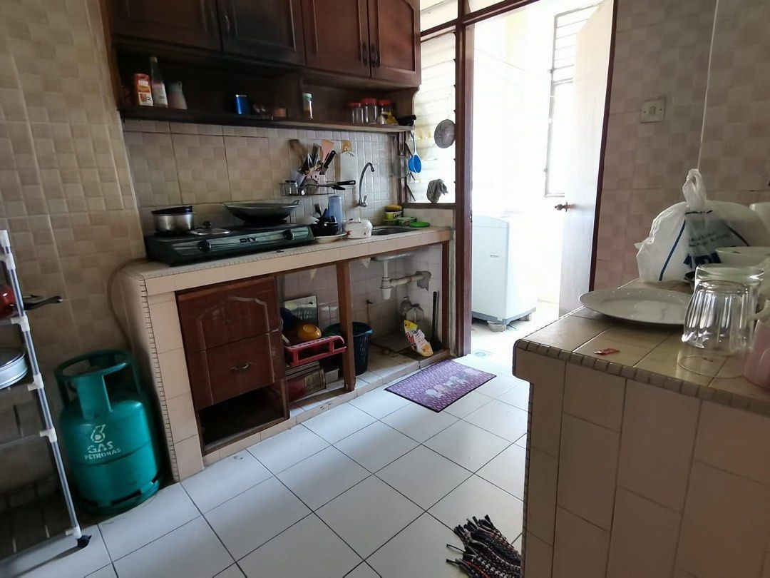 Bilik Sewa Room Rent Apartment Bangsar Utama Menara Uoa Lrt Bank Rakyat
