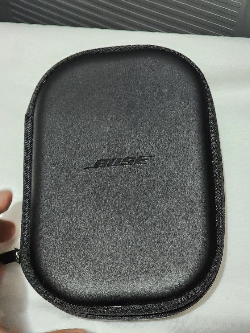 Bose Quiet Comfort 45 (Category: Headphones & Headsets) located in Manila. Submitted by mikeesonlinestore (Listing ID 1261624792, Image 1). Description: - Seldomly used still in very good condition - no issue on functional, 9++/10 or better aesthetics - Includes Headphone, Hardcase, auxillary cable and cable charger only - will provide 3 days moneyback guarantee - Sampaloc, Manila pick-up - For sale for 10,000, fixed price.
