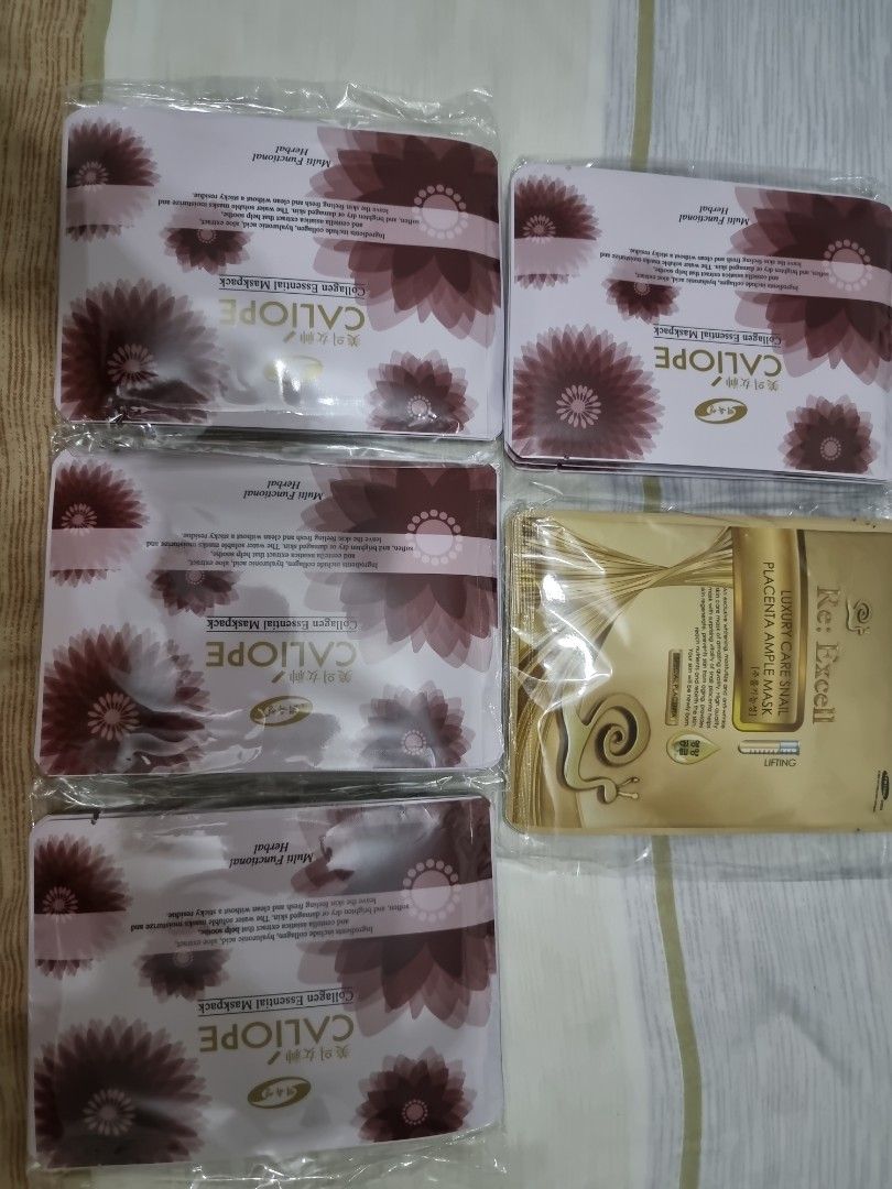 Brand new collagen face sheet masks from korea ( expire 04/2024