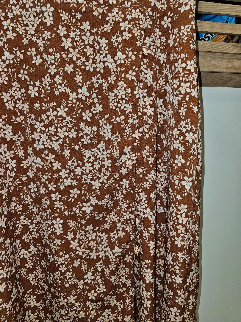 Brown Floral Print Maxi Dress