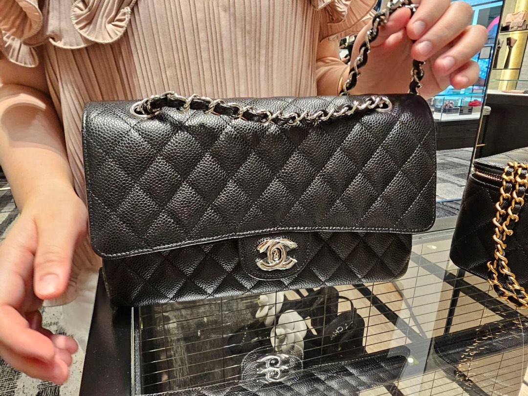 Chanel Classic Quilted Medium Double Flap Caviar, Luxury, Bags & Wallets on  Carousell