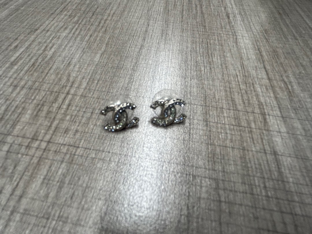 Chanel mini cc discount earrings