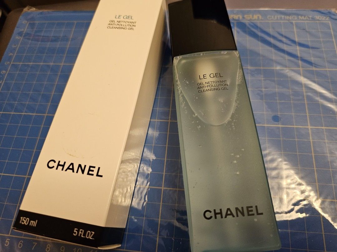 Chanel Le Gel Cleansing Gel, 美容＆個人護理, 健康及美容- 皮膚護理, 面部- 面部護理- Carousell