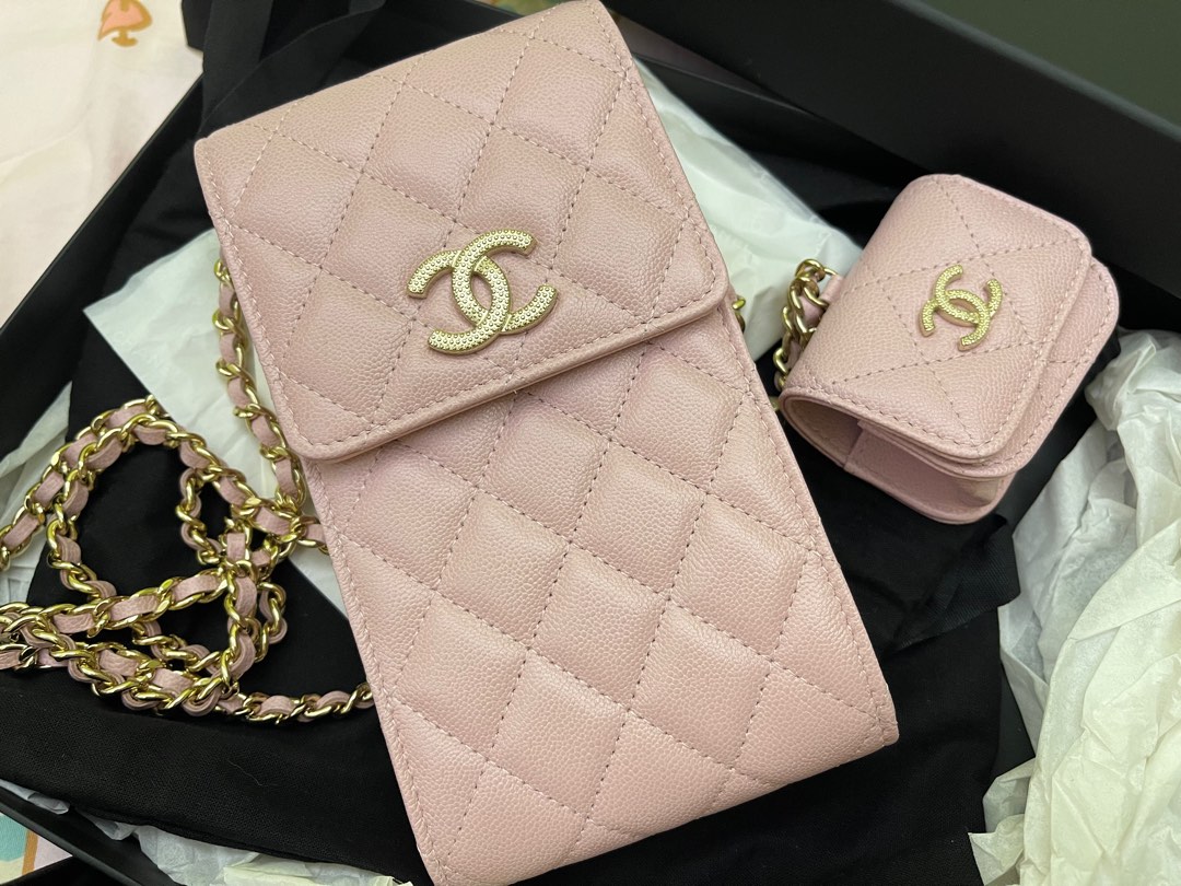 Chanel Phone Airpods Pro Case with Chain Grained Shiny Pink AP2742