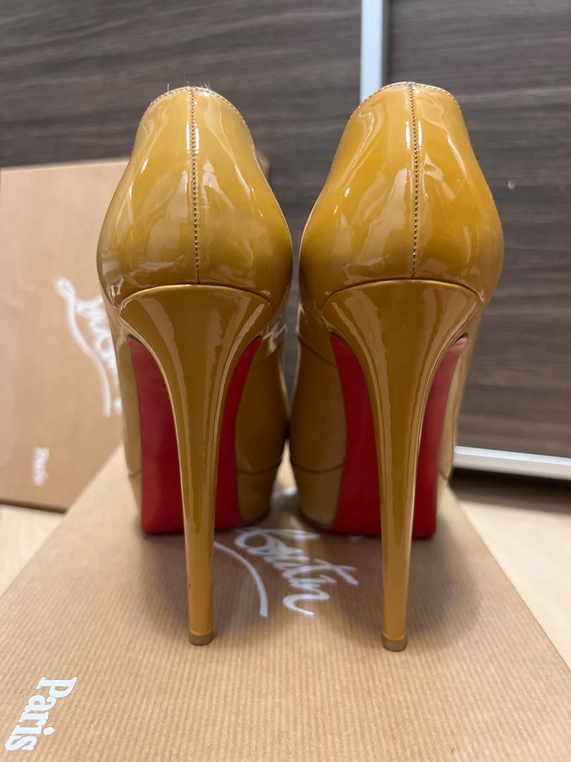 Christian Louboutin Bianca 140 Nude Pumps, 名牌, 鞋及波鞋- Carousell