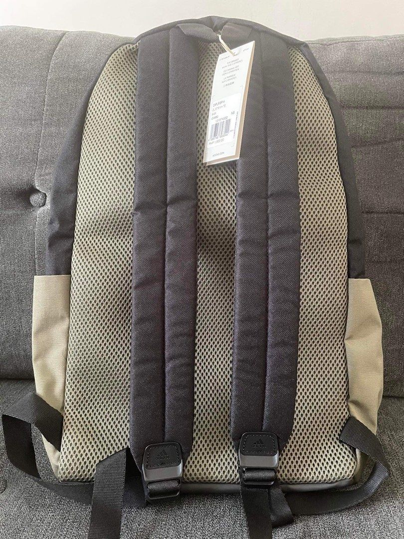 City Xplorer Backpack (Category: Backpacks) located in Bacoor. Submitted by reesedrich07 (Listing ID 1261598237, Image 2). Description: City Xplorer Backpack Adidas Brand new Original 22.5L Price: 1,900php Gcash or BPI Add shipping fee.
