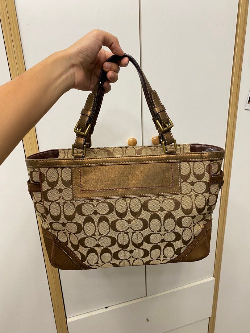 Coach leatherware sales vintage bag