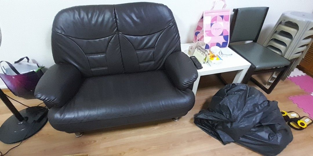 Second hand best sale comfy chairs